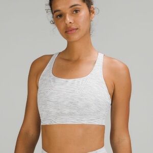 Lululemon energy bra *medium support/ B-D cups